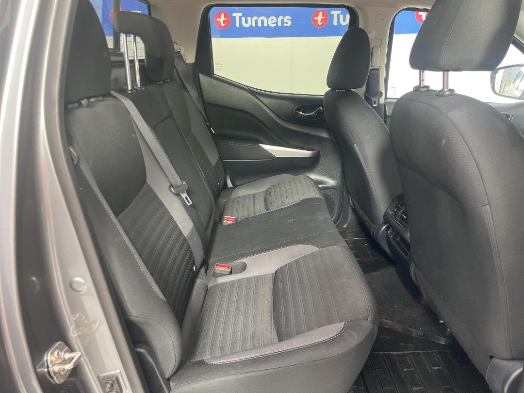 Photo '20' of Nissan Navara Photo '20' of Nissan Navara