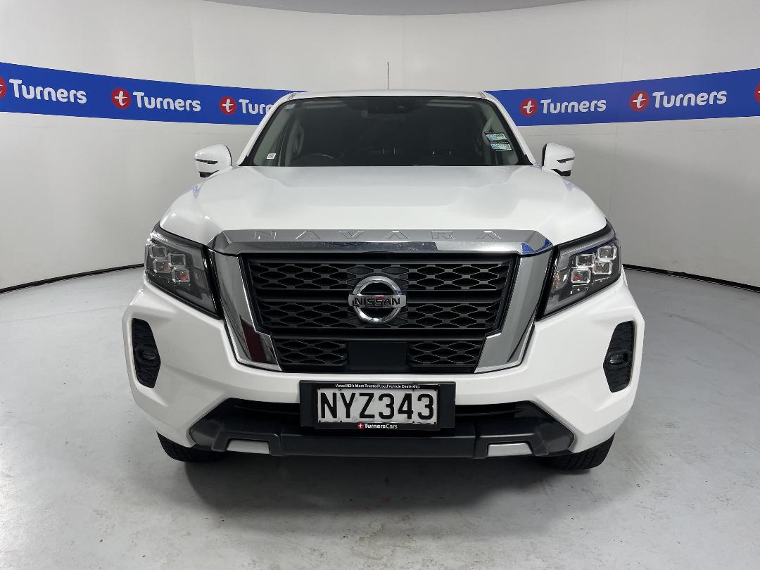 Photo '2' of Nissan Navara