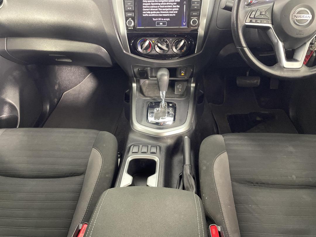 Photo '18' of Nissan Navara