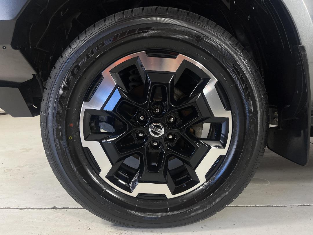 Photo '10' of Nissan Navara Photo '10' of Nissan Navara