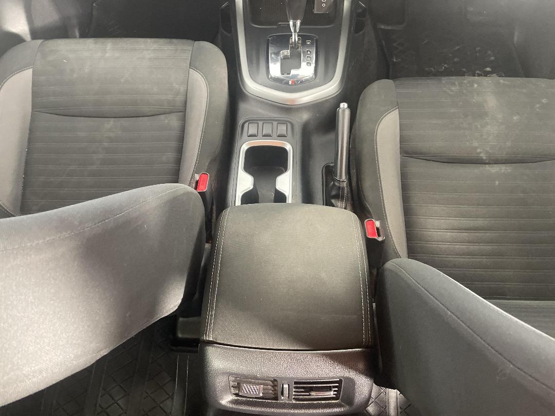 Photo '18' of Nissan Navara