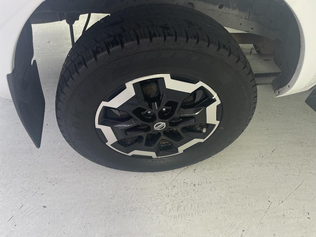 Photo '12' of Nissan Navara Photo '12' of Nissan Navara