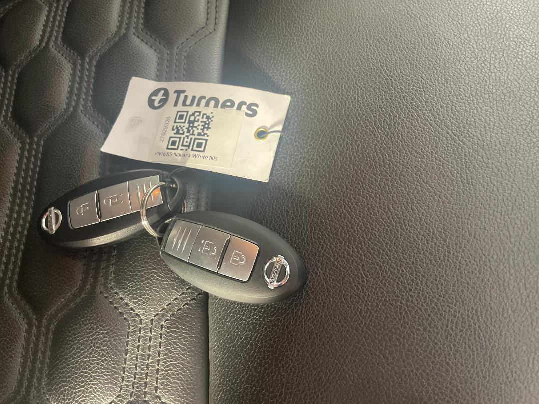 Photo '21' of Nissan Navara Photo '21' of Nissan Navara