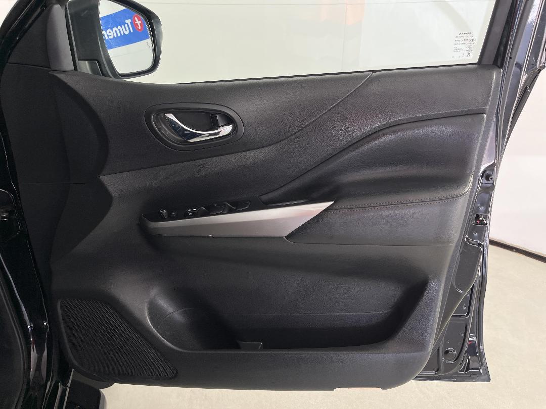 Photo '15' of Nissan Navara Photo '15' of Nissan Navara