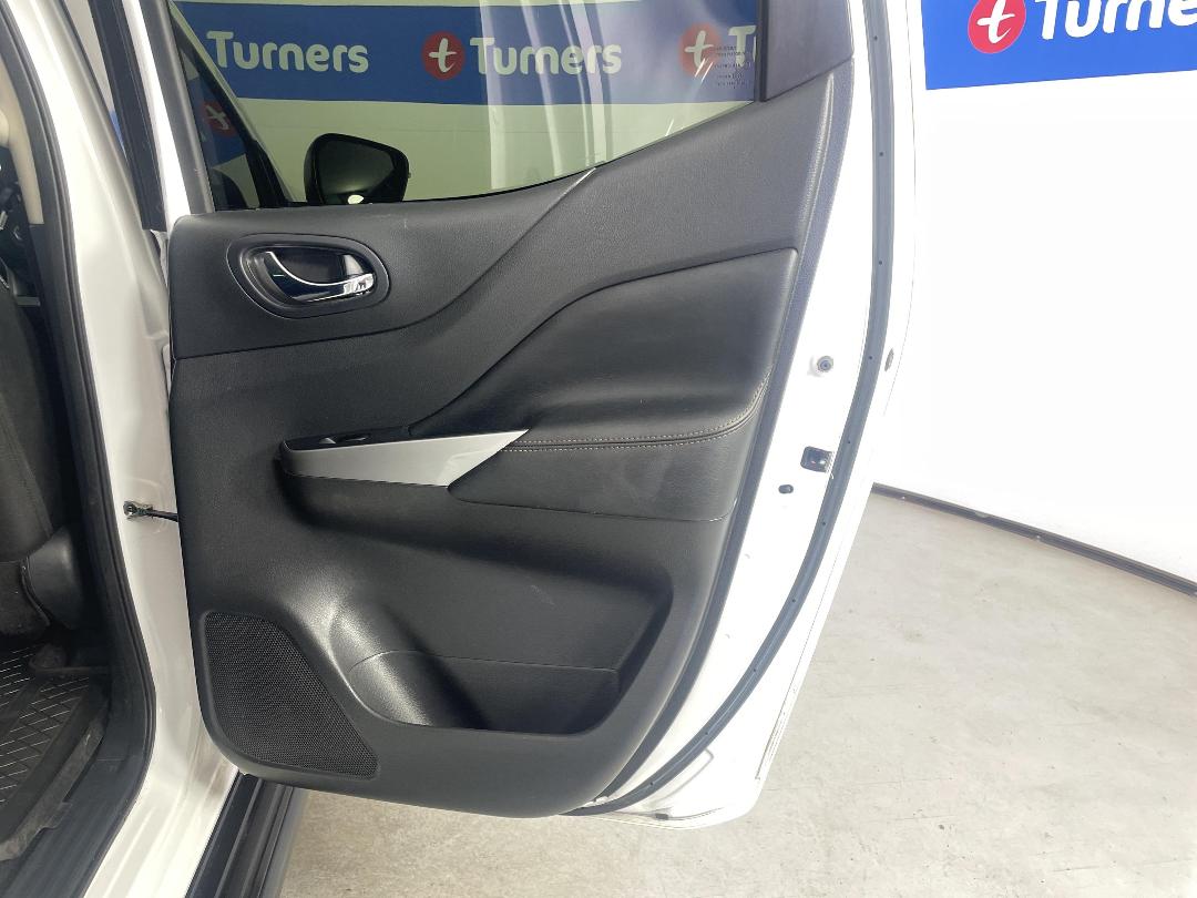 Photo '19' of Nissan Navara Photo '19' of Nissan Navara