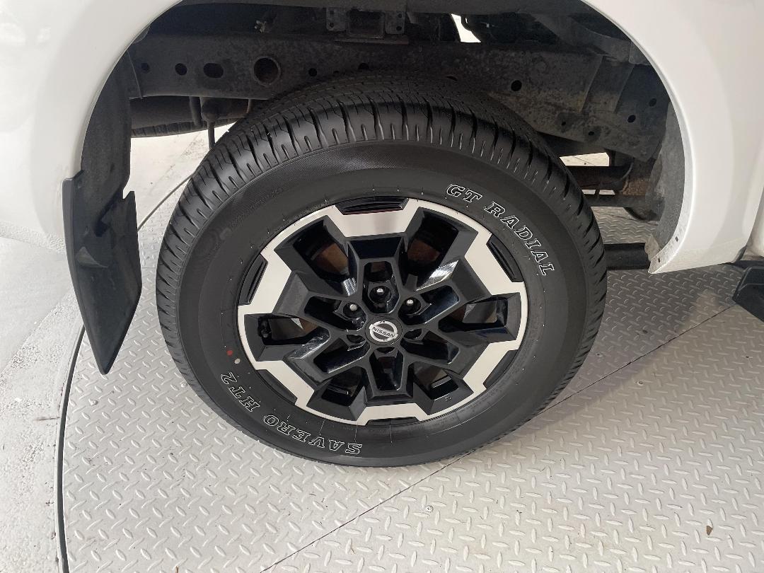 Photo '12' of Nissan Navara Photo '12' of Nissan Navara