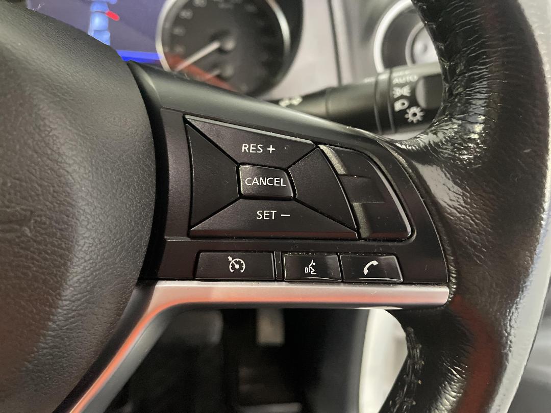 Photo '26' of Nissan Navara Photo '26' of Nissan Navara