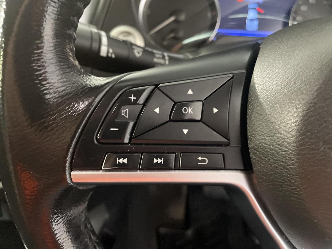 Photo '27' of Nissan Navara Photo '27' of Nissan Navara