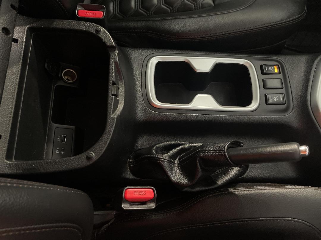 Photo '33' of Nissan Navara Photo '33' of Nissan Navara