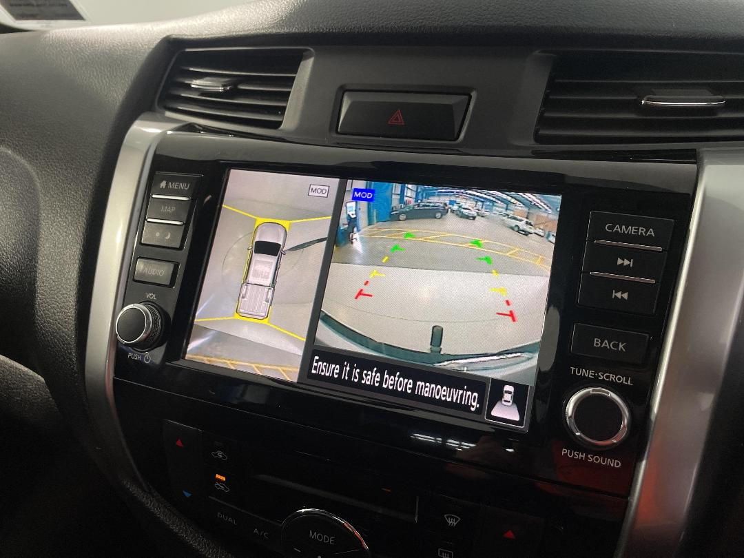 Photo '30' of Nissan Navara Photo '30' of Nissan Navara