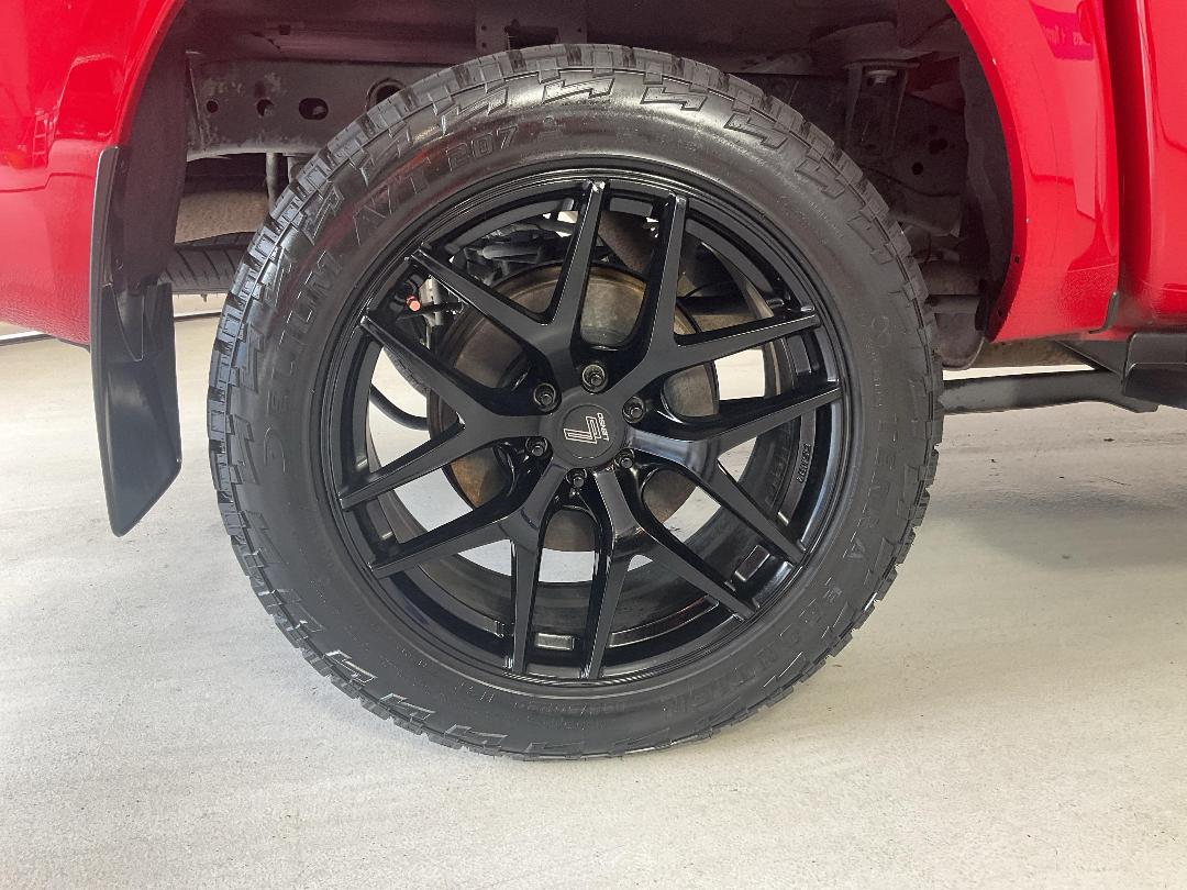 Photo '12' of Nissan Navara