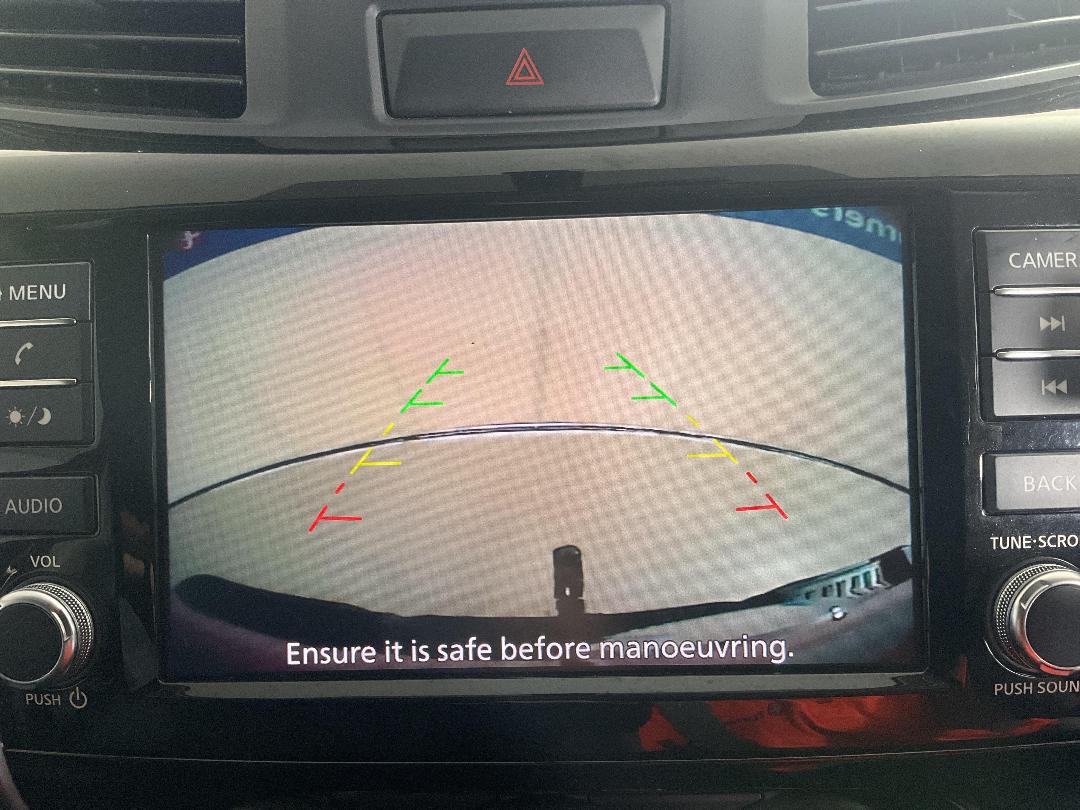 Photo '31' of Nissan Navara