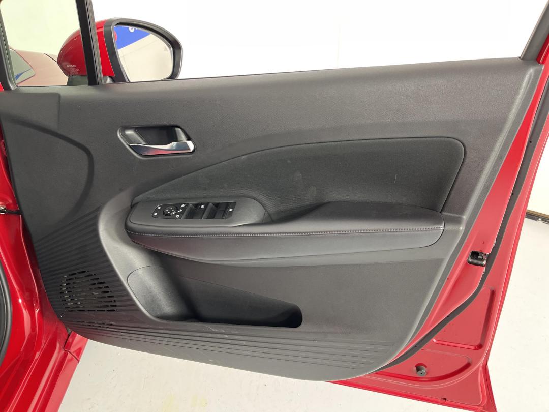 Photo '15' of Nissan Note Photo '15' of Nissan Note