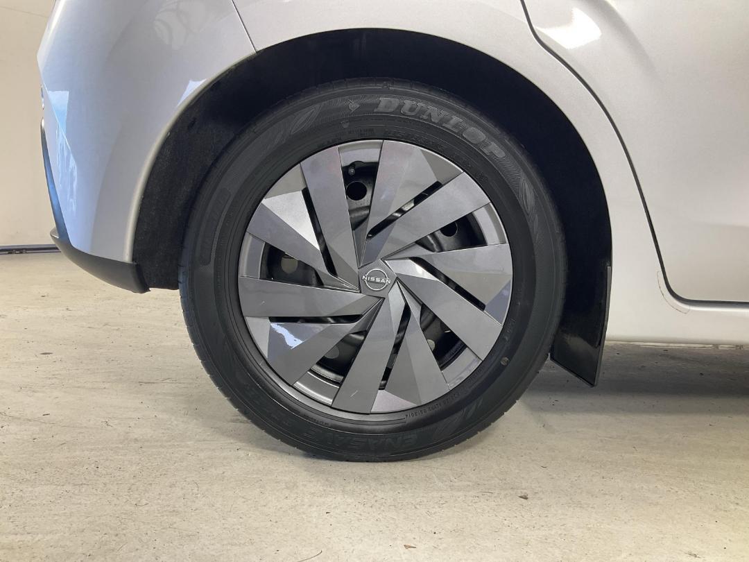 Photo '12' of Nissan Note Photo '12' of Nissan Note