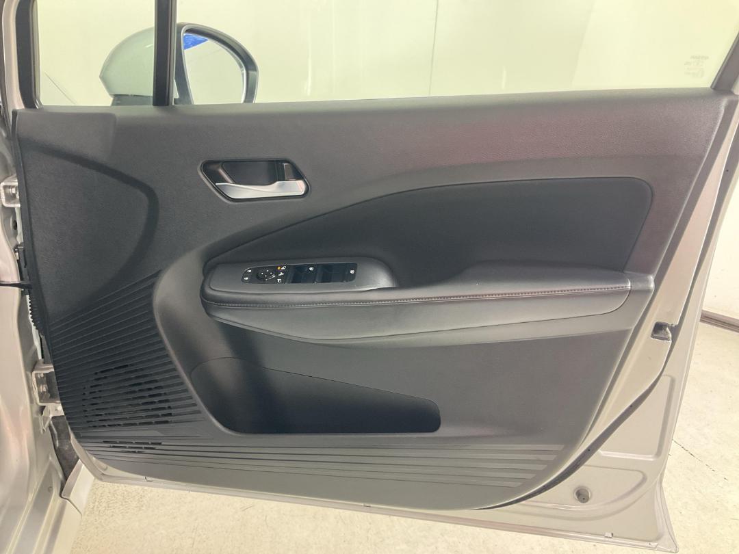 Photo '15' of Nissan Note Photo '15' of Nissan Note