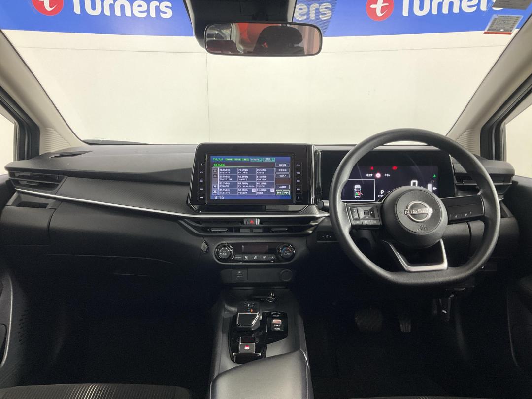 Photo '17' of Nissan Note Photo '17' of Nissan Note