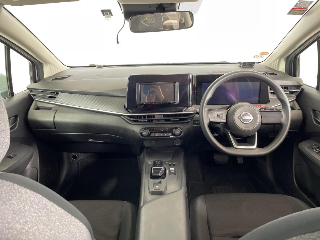 Photo '17' of Nissan Note Photo '17' of Nissan Note