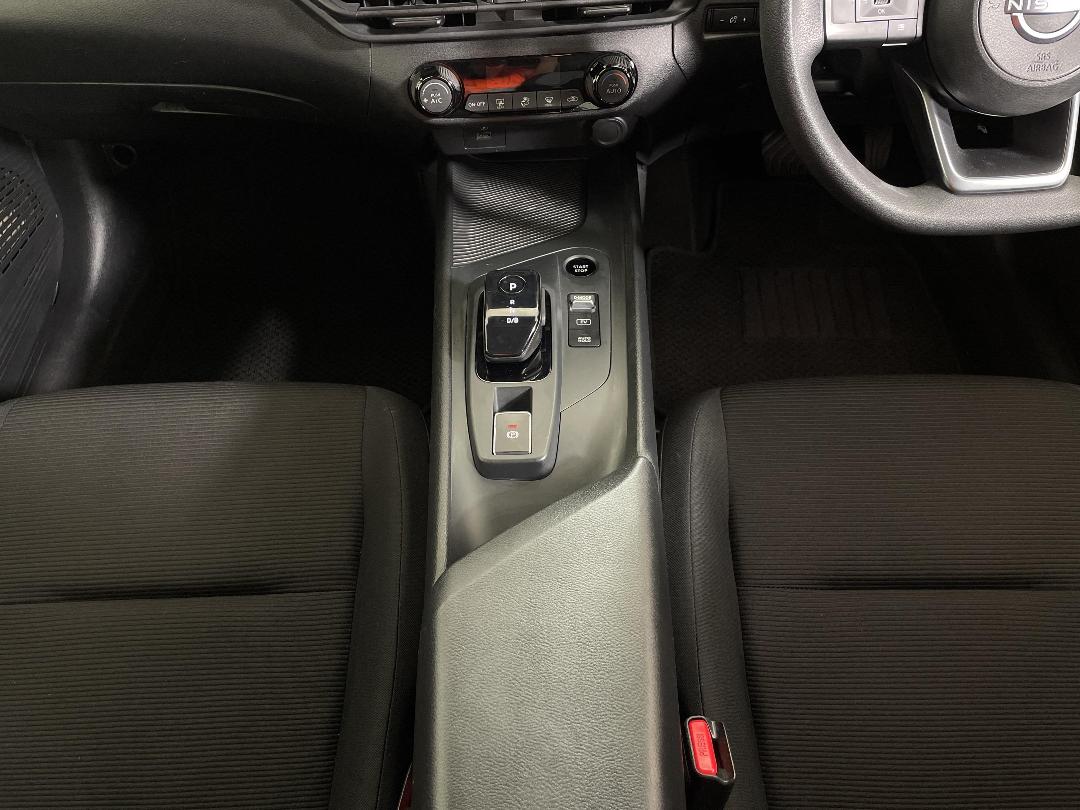 Photo '18' of Nissan Note