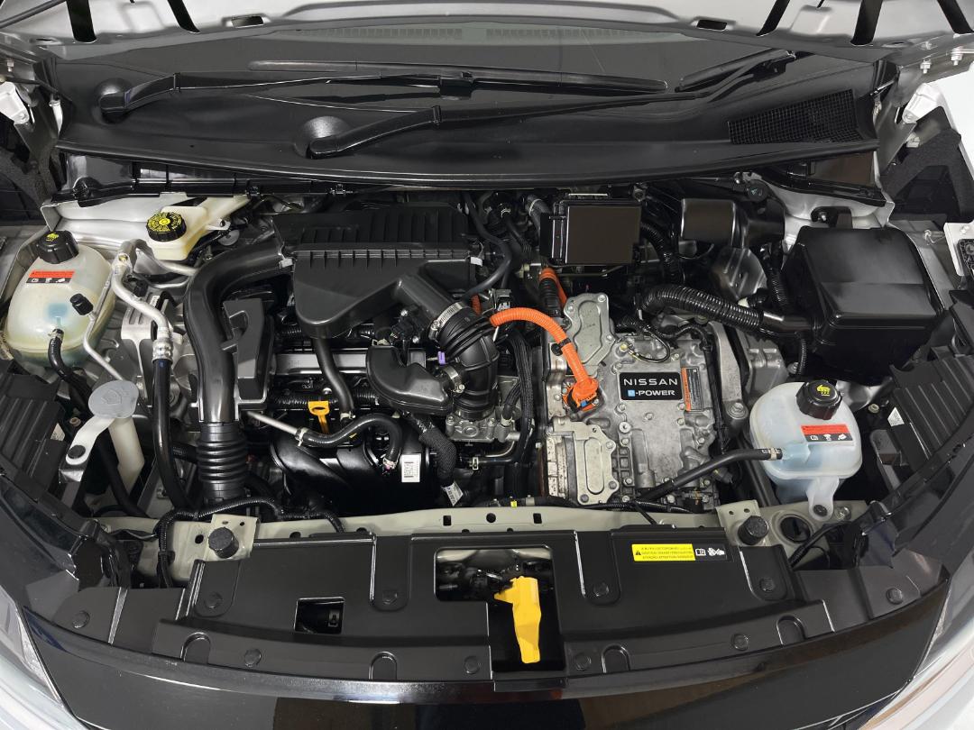 Photo '13' of Nissan Note