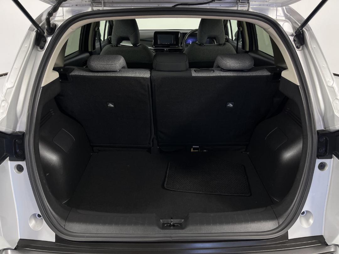 Photo '14' of Nissan Note