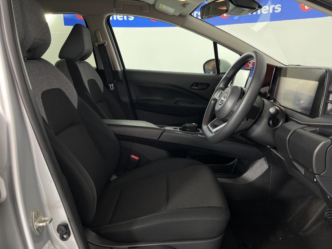 Photo '16' of Nissan Note