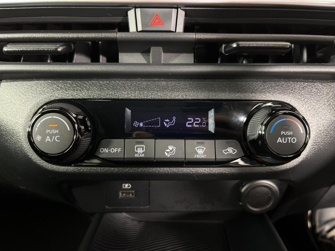 Photo '24' of Nissan Note