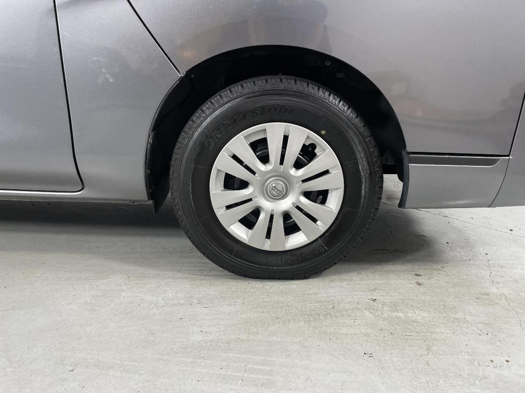 Photo '9' of Nissan NV350 Photo '9' of Nissan NV350