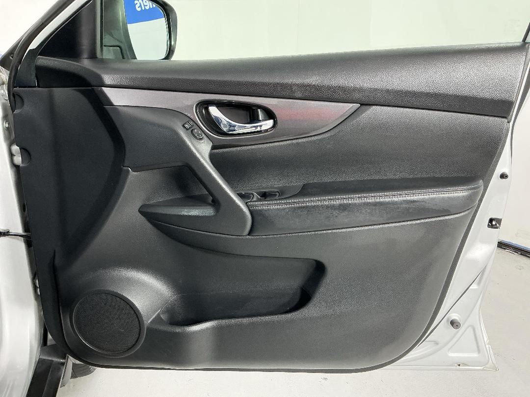 Photo '15' of Nissan X-Trail