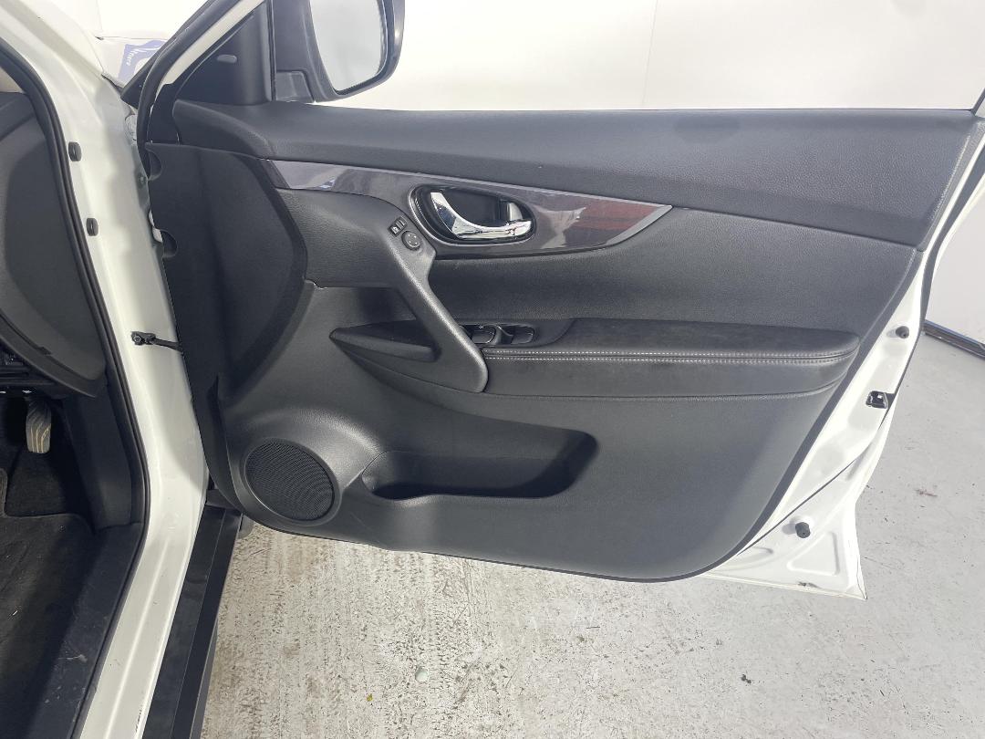 Photo '15' of Nissan X-Trail