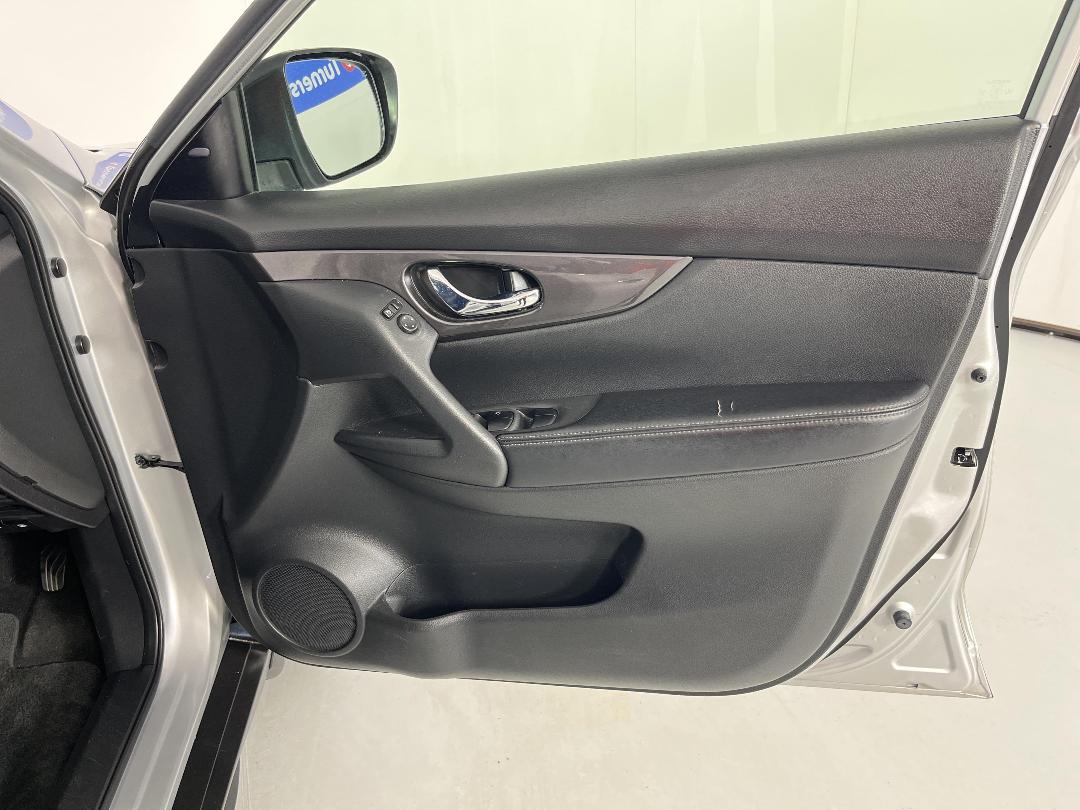 Photo '15' of Nissan X-Trail Photo '15' of Nissan X-Trail