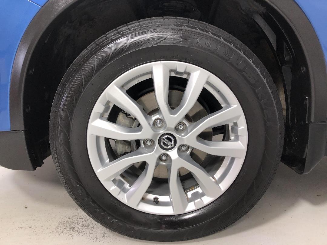 Photo '10' of Nissan X-Trail