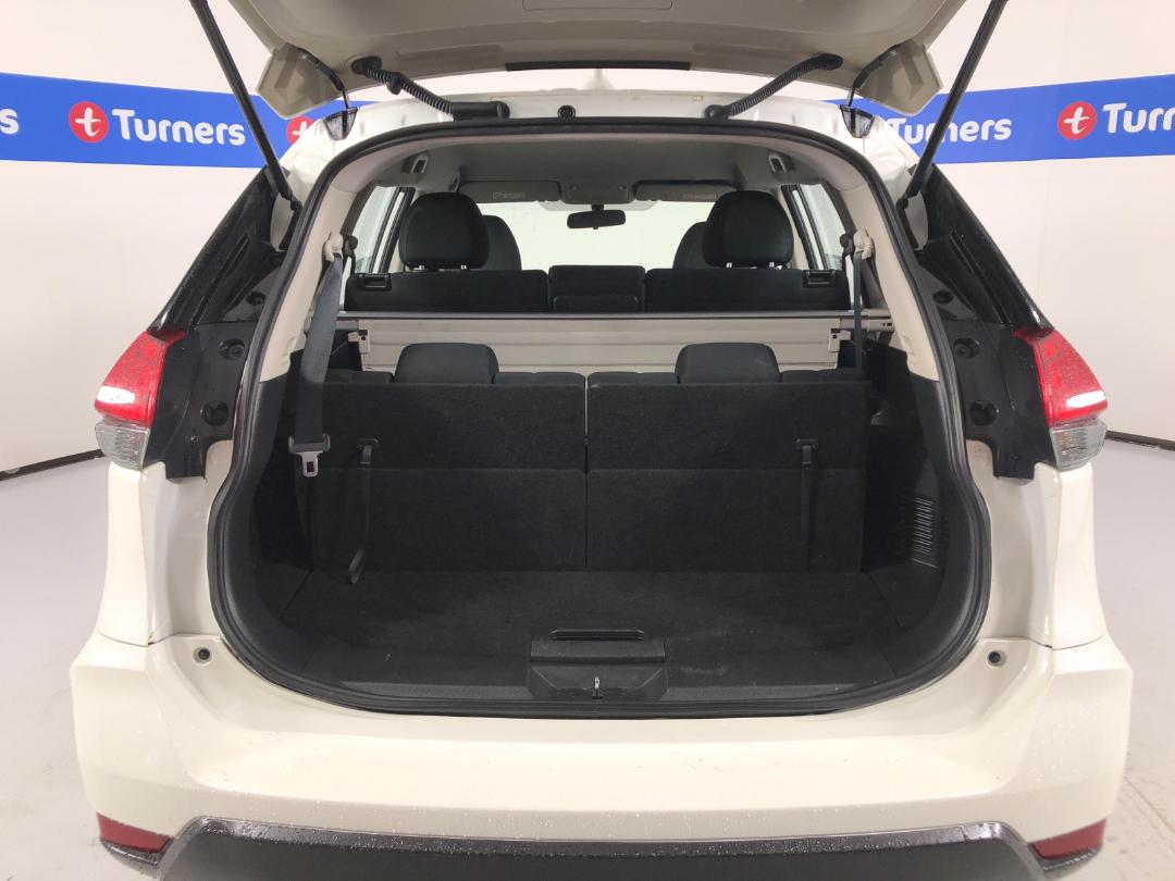 Photo '14' of Nissan X-Trail Photo '14' of Nissan X-Trail