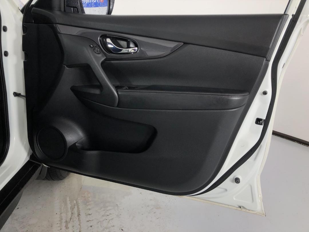 Photo '15' of Nissan X-Trail Photo '15' of Nissan X-Trail