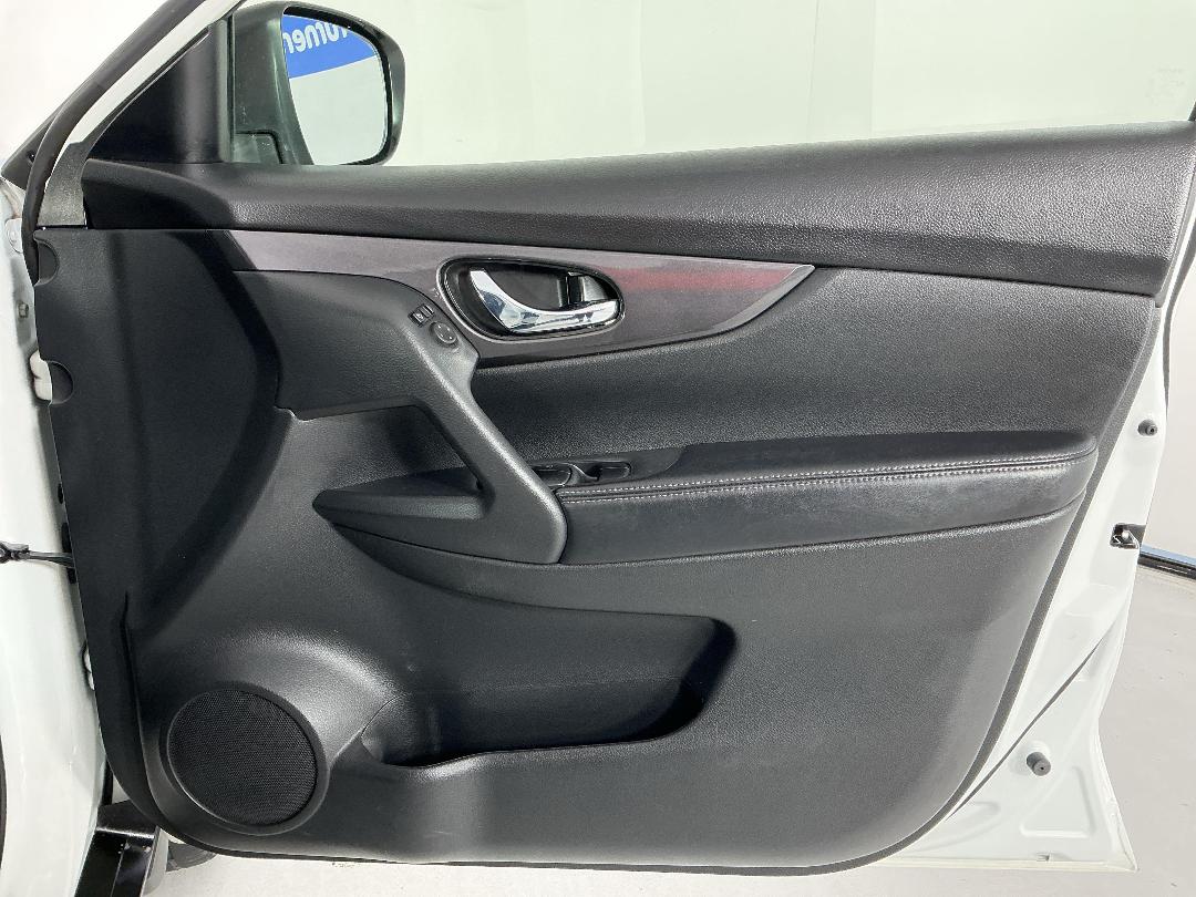 Photo '15' of Nissan X-Trail Photo '15' of Nissan X-Trail