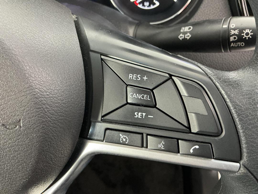 Photo '24' of Nissan X-Trail Photo '24' of Nissan X-Trail