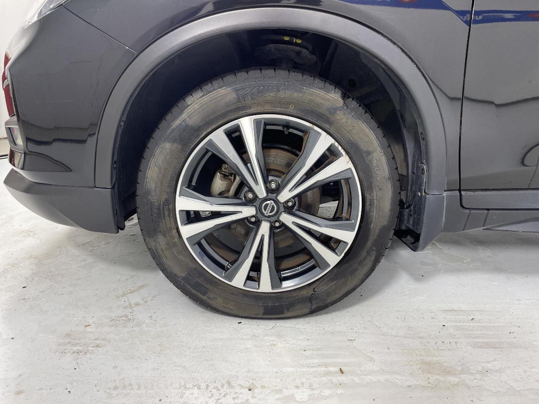 Photo '10' of Nissan X-Trail