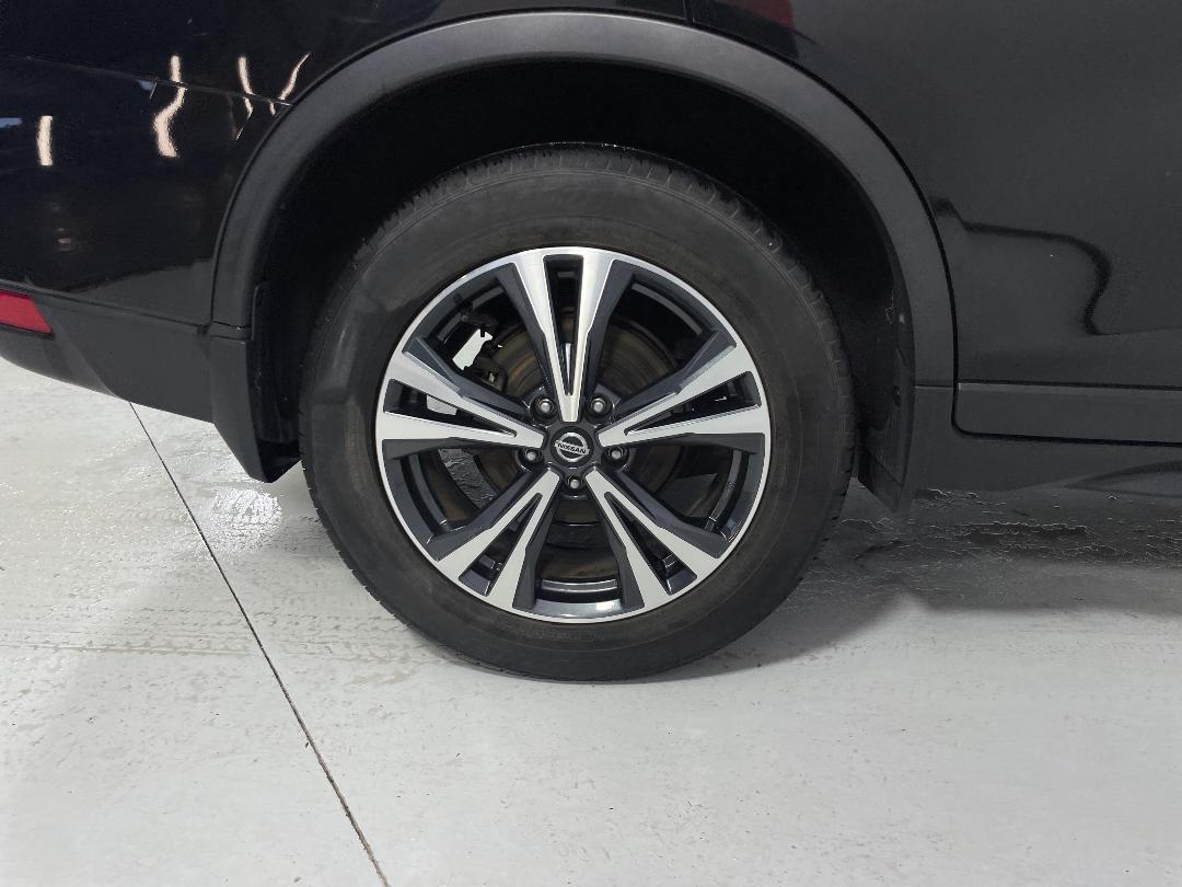 Photo '12' of Nissan X-Trail