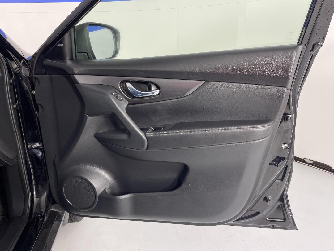 Photo '15' of Nissan X-Trail