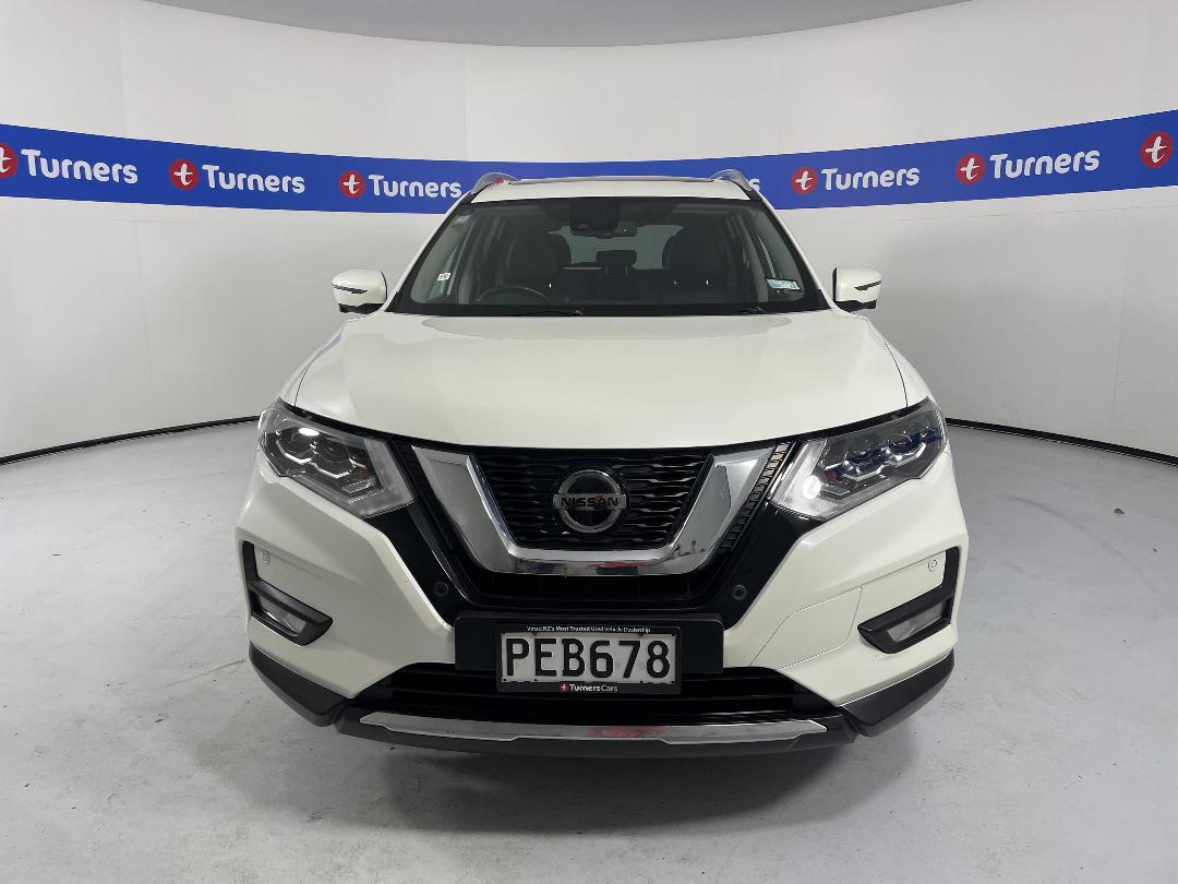 Photo '2' of Nissan X-Trail