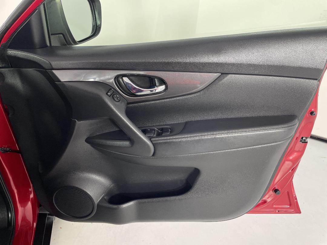 Photo '15' of Nissan X-Trail Photo '15' of Nissan X-Trail