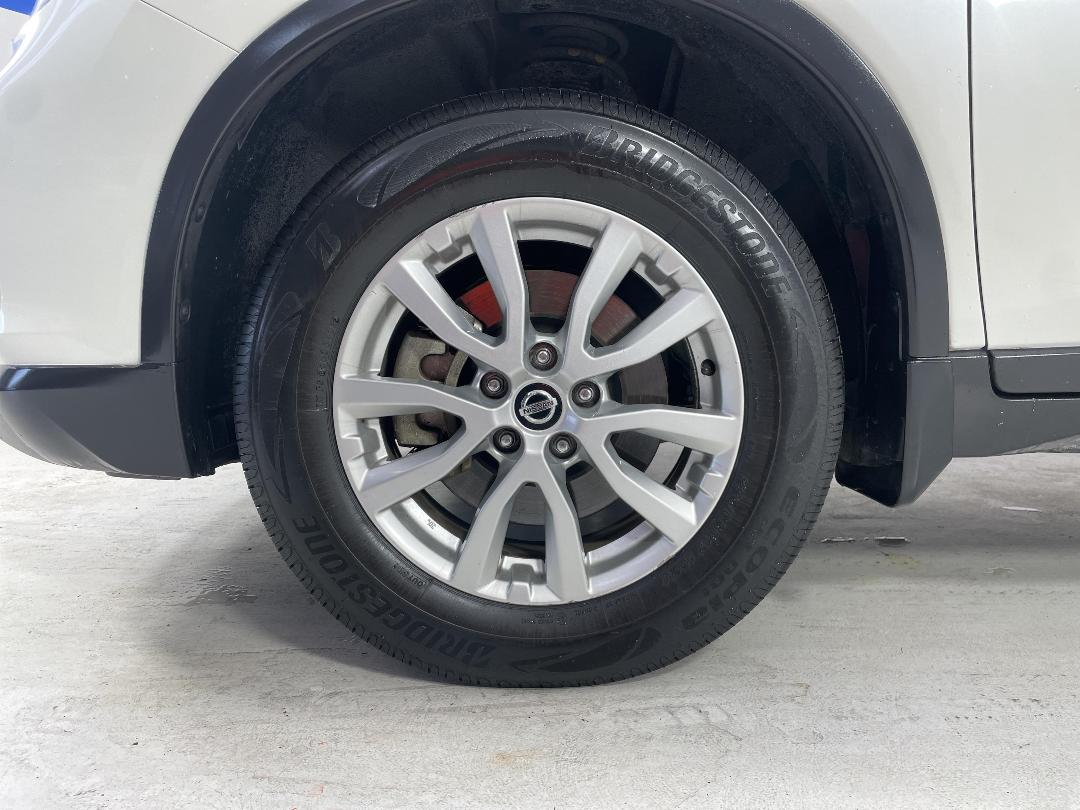 Photo '10' of Nissan X-Trail