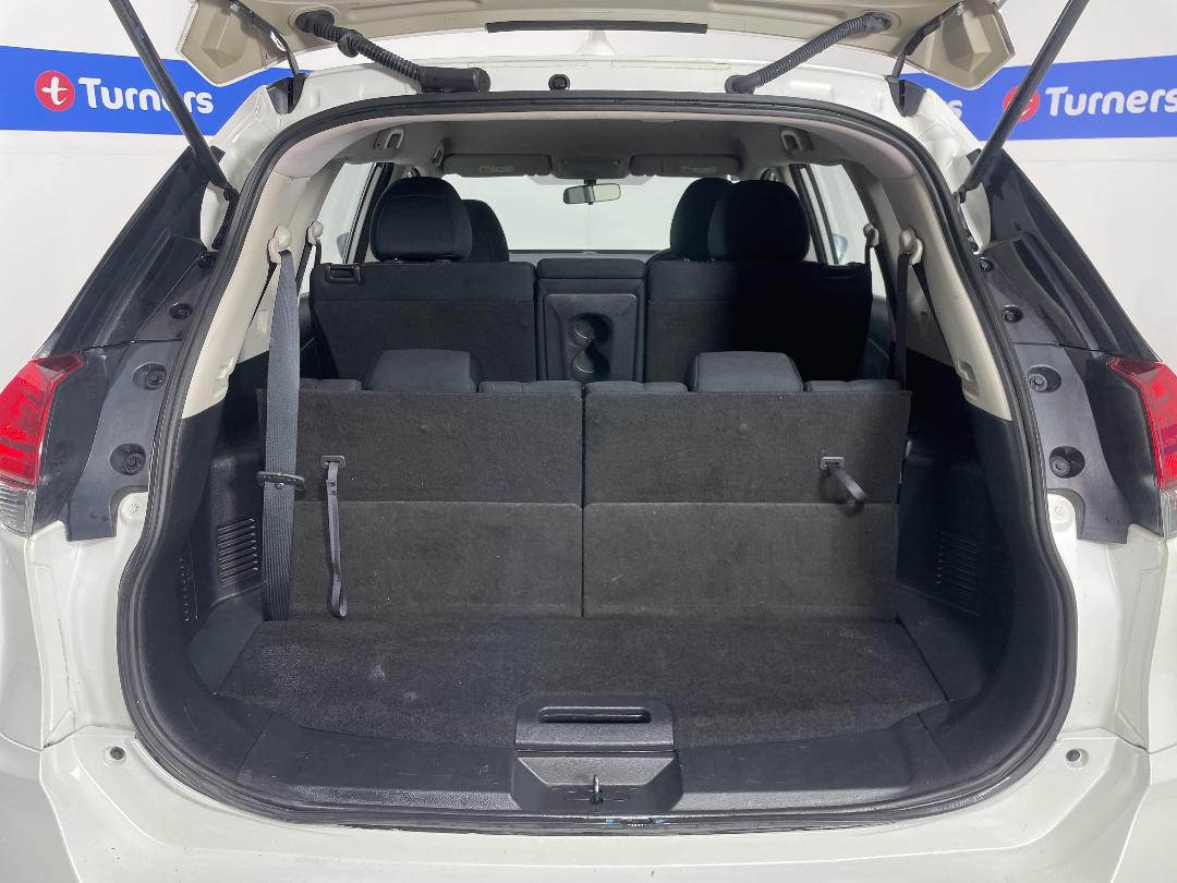 Photo '14' of Nissan X-Trail