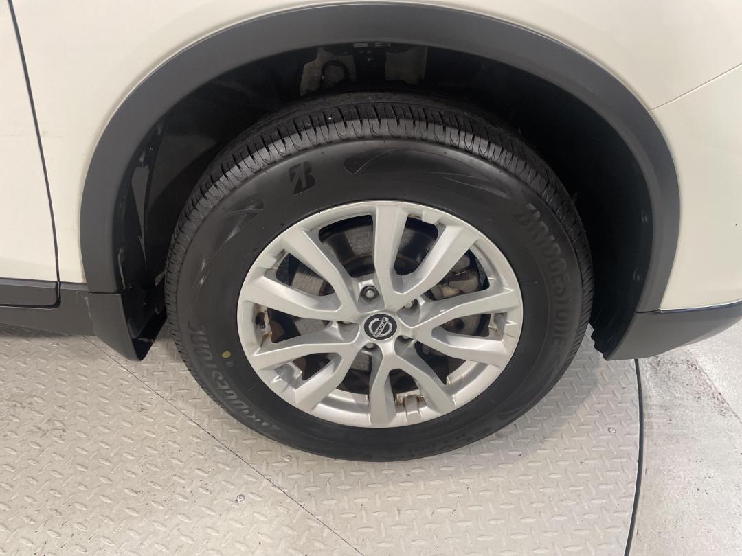 Photo '9' of Nissan X-Trail