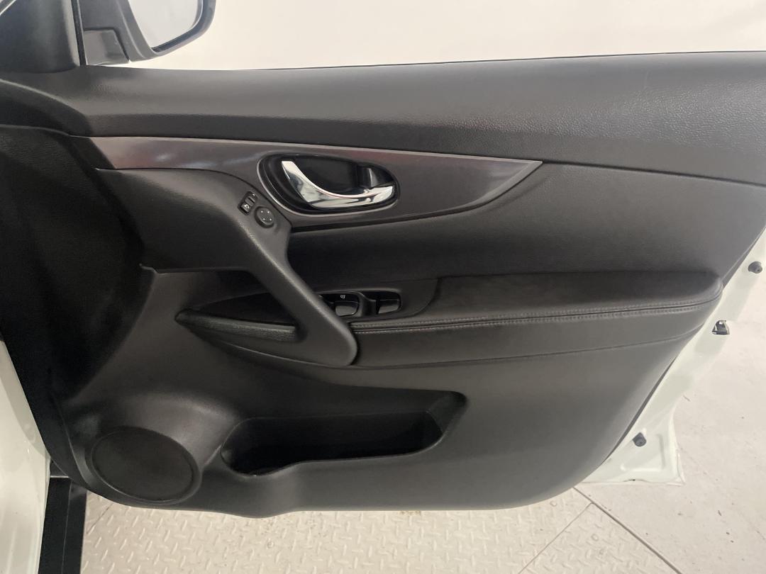 Photo '15' of Nissan X-Trail