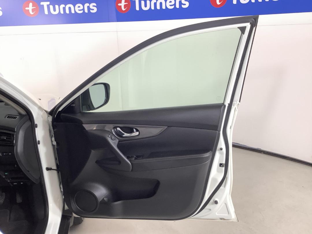 Photo '15' of Nissan X-Trail