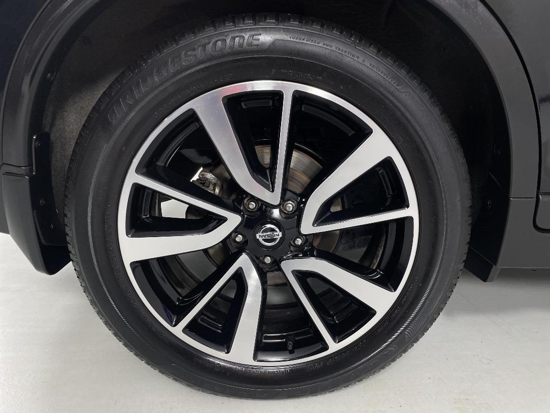 Photo '12' of Nissan X-Trail