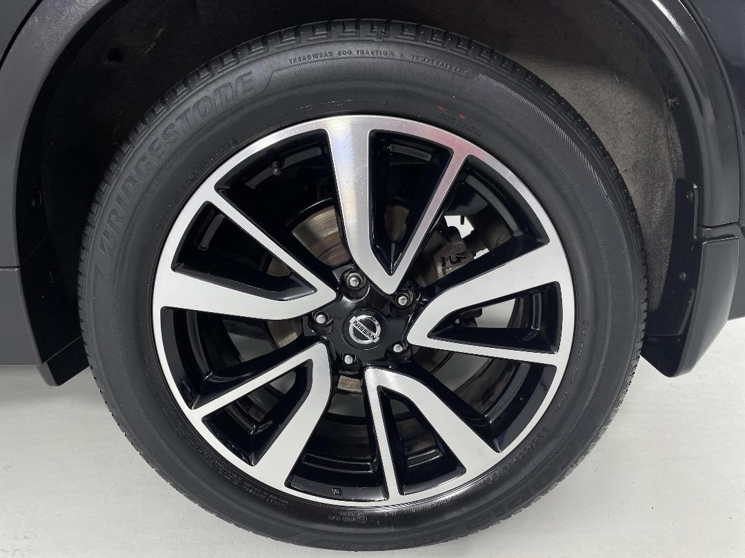 Photo '11' of Nissan X-Trail