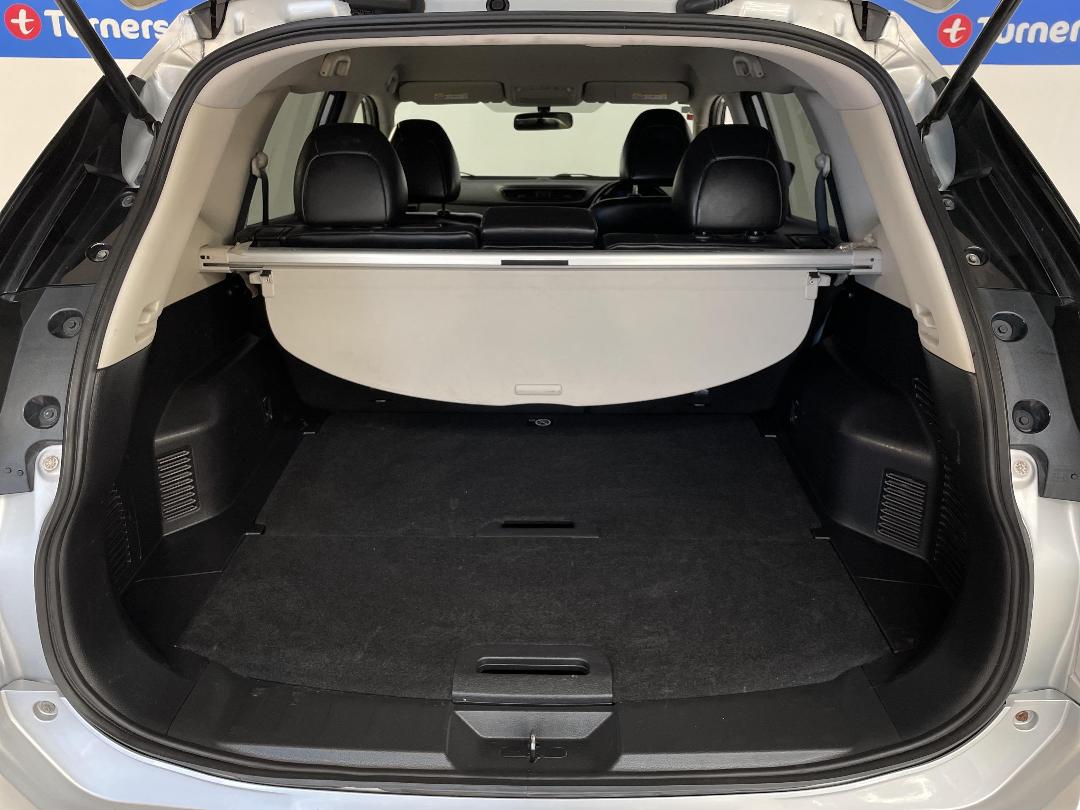 Photo '14' of Nissan X-Trail