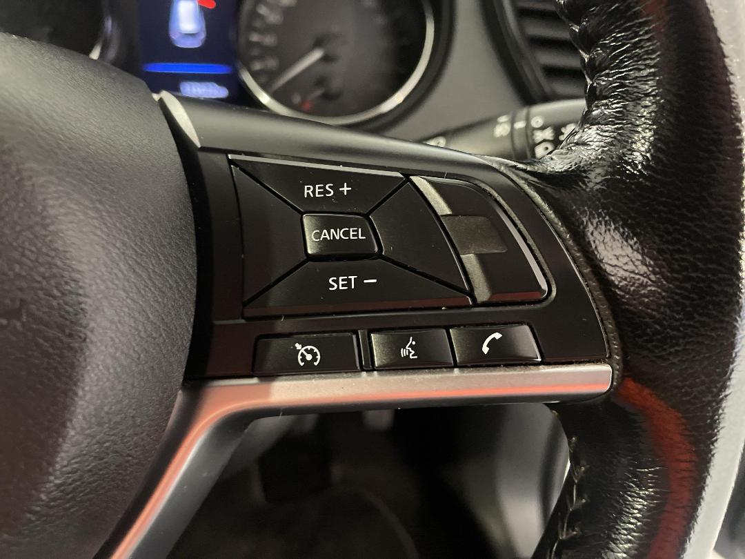 Photo '25' of Nissan X-Trail