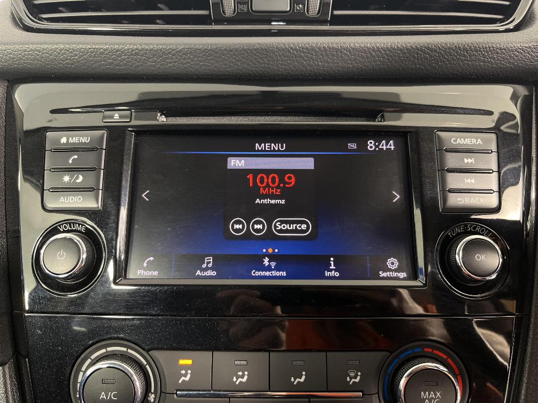 Photo '25' of Nissan X-Trail Photo '25' of Nissan X-Trail